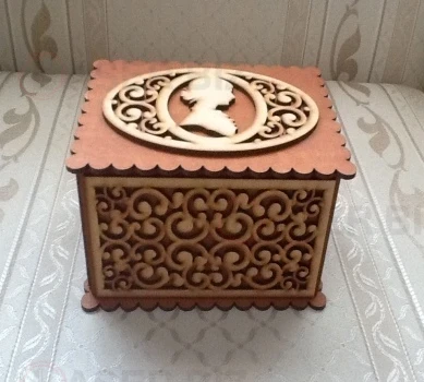 Шкатулка для камеи