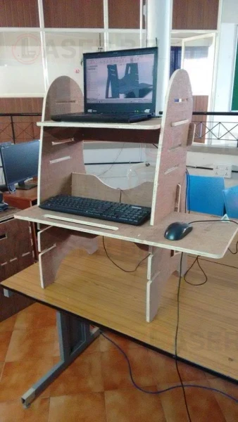 Компьютерный стол